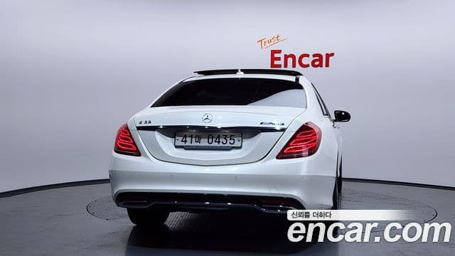 Mercedes-Benz S-Class W222 3