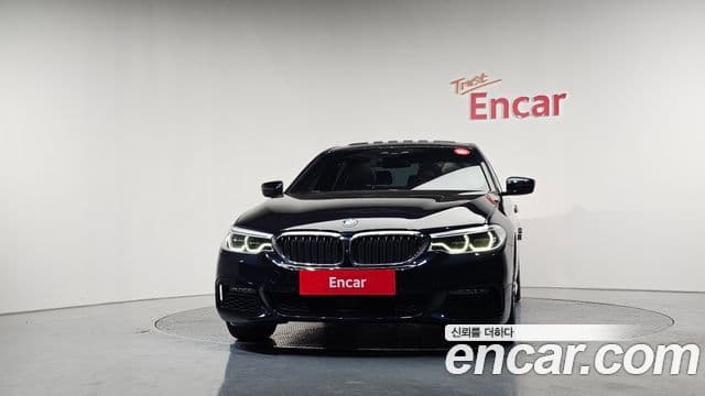 BMW 5 Series (G30) 3