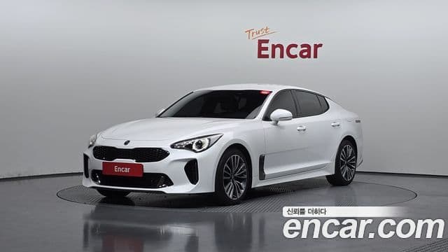 Kia Stinger — 1