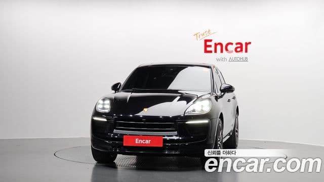 Porsche Macan 3