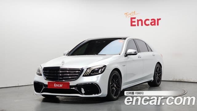 Mercedes-Benz S-Class W222