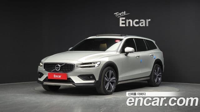 Volvo V60 Cross Country 2nd Gen