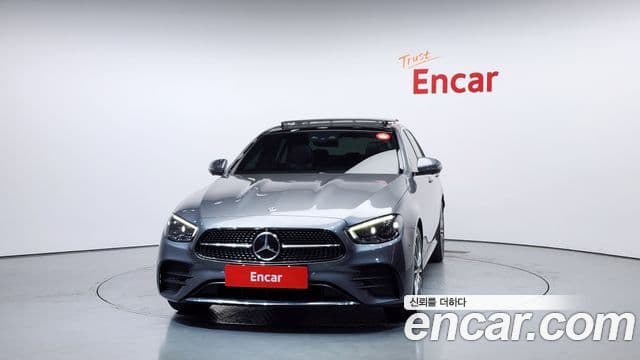 Mercedes-Benz E-Class W213 3