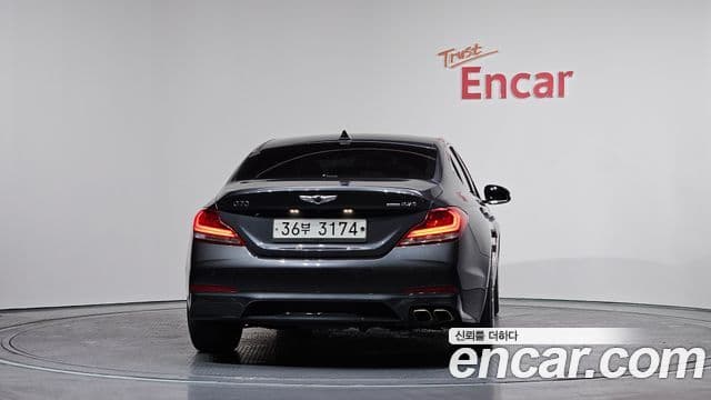 Genesis G70 3