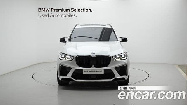 BMW X5M (G05) 3