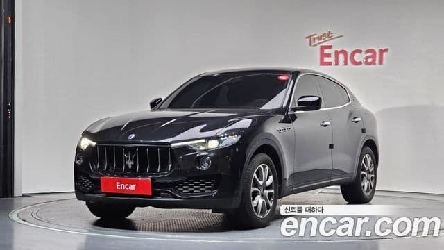 Maserati Levante 1