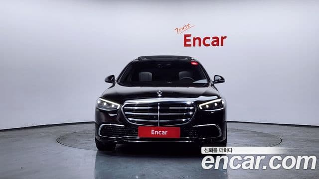Mercedes-Benz S-Class W223 3