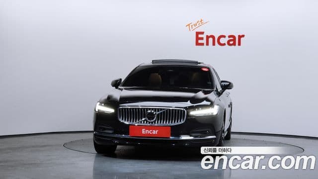 Volvo S90 3