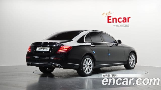 Mercedes-Benz E-Class W213 2
