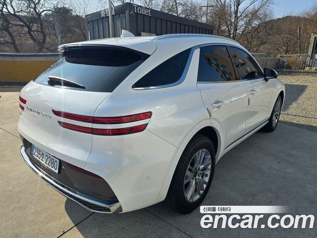Genesis GV70 2