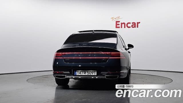 Genesis G90 (RS4) 3