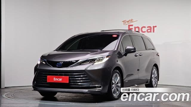 Toyota Sienna 4th Gen 1