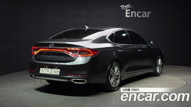 Hyundai Grandeur IG 2