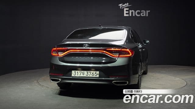 Hyundai Grandeur IG 4