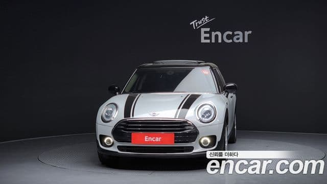 MINI Cooper Clubman 3