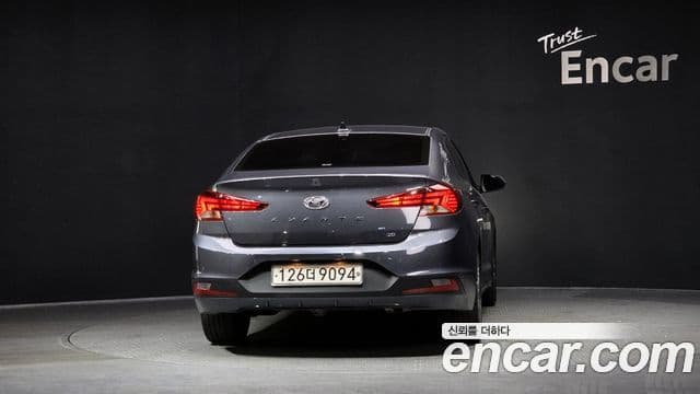 Hyundai The New Avante AD 4