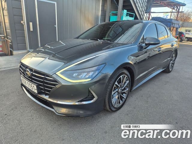 Hyundai Sonata (DN8)