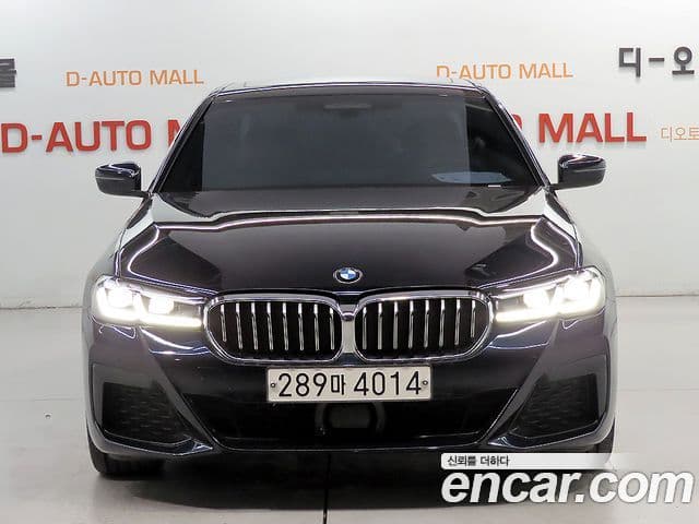 BMW 5 Series (G30) 2