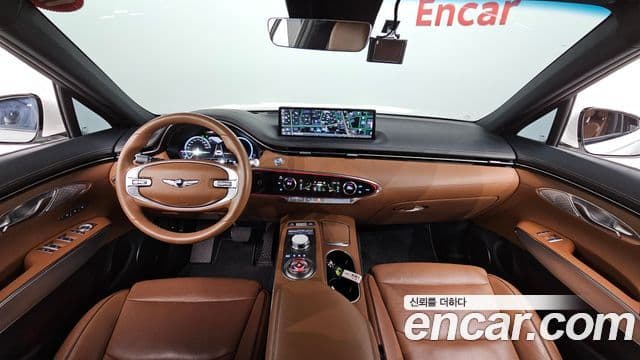 Genesis GV70 4