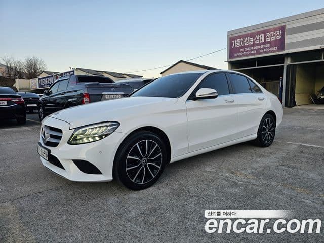 Mercedes-Benz C-Class W205 1