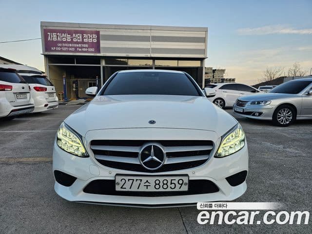 Mercedes-Benz C-Class W205 2