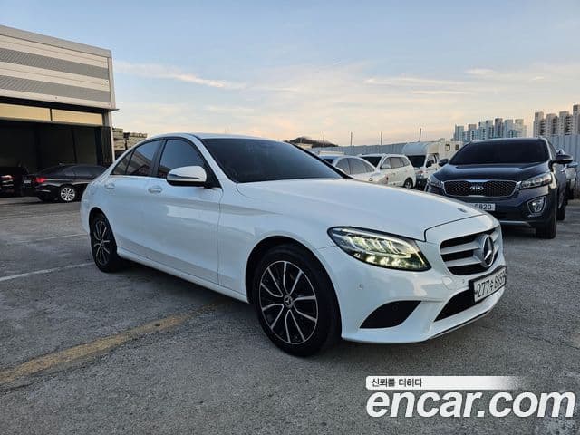 Mercedes-Benz C-Class W205 3