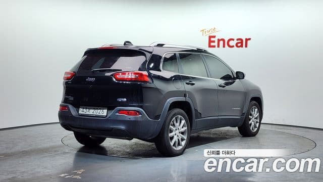 Jeep Cherokee (KL) 2