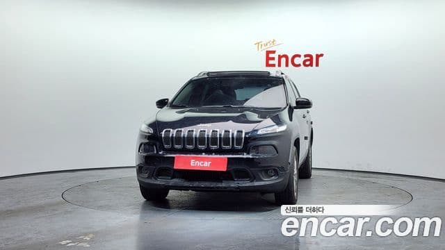 Jeep Cherokee (KL) 3