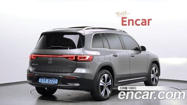 Mercedes-Benz EQB X243 2