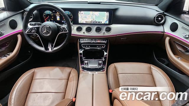 Mercedes-Benz E-Class W213 4