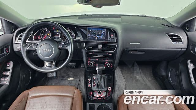 Audi A5 4