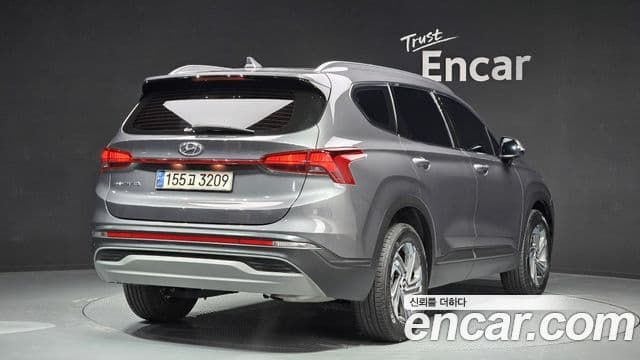 Hyundai The New Santa Fe 2