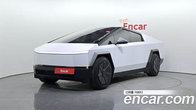 Tesla Cybertruck 1
