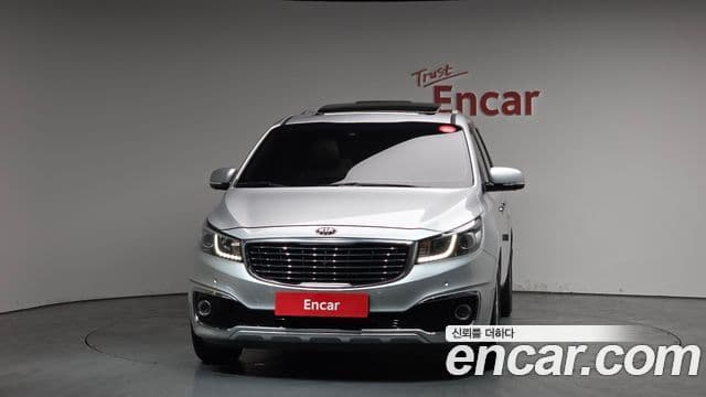 Kia All New Carnival 3