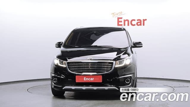 Kia All New Carnival 3