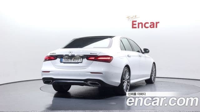 Mercedes-Benz E-Class W213 2