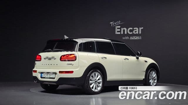MINI Cooper D Clubman 2