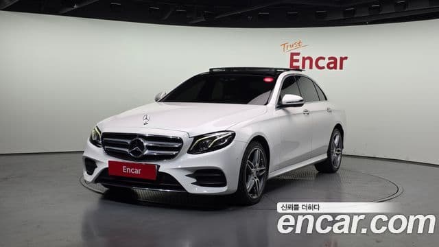 Mercedes-Benz E-Class W213 1