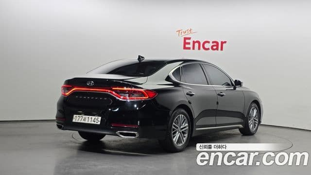 Hyundai Grandeur IG 2