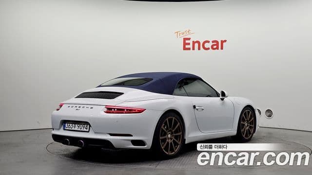 Porsche 911 2