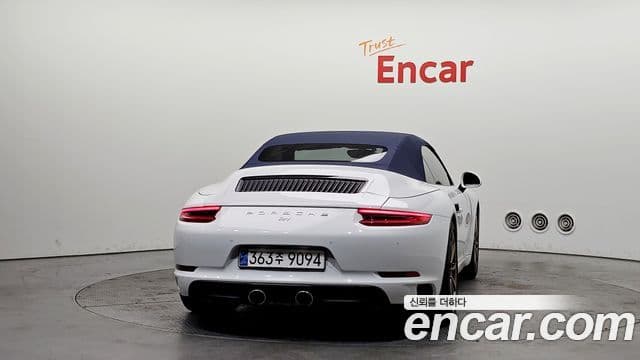 Porsche 911 4