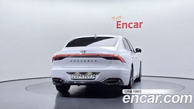 Hyundai The New Grandeur IG 4