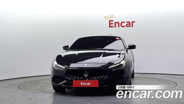 Maserati Ghibli 3