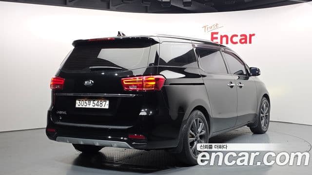 Kia The New Carnival 2