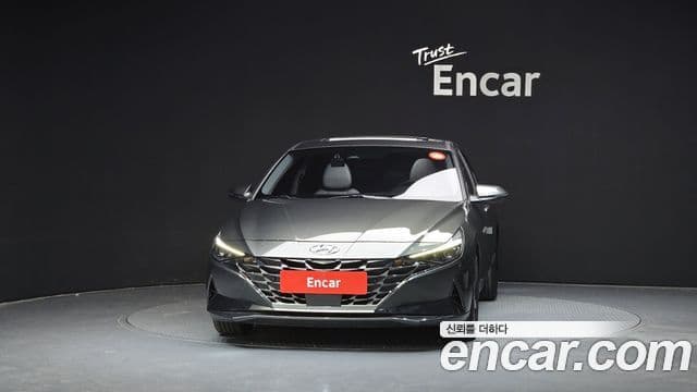 Hyundai Avante (CN7) 3