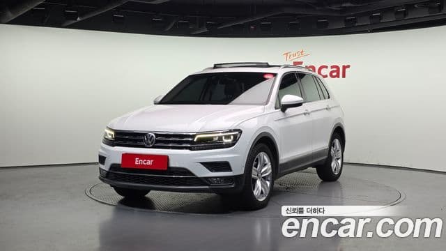 Volkswagen Tiguan 2nd Gen 1