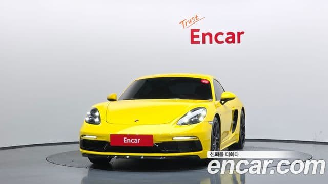 Porsche 718 Cayman 3