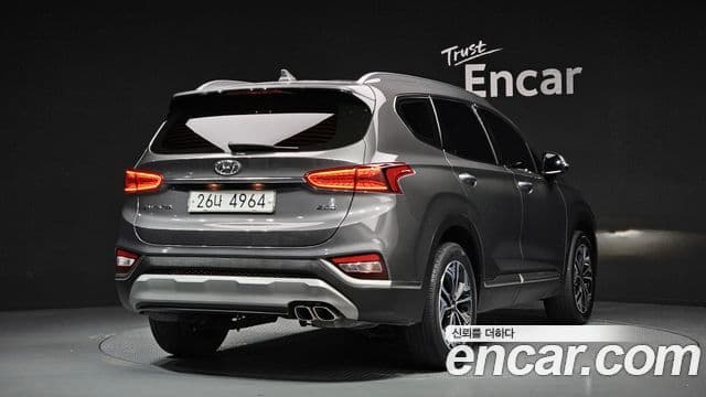 Hyundai Santa Fe TM 2