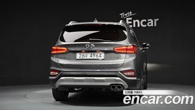 Hyundai Santa Fe TM 4