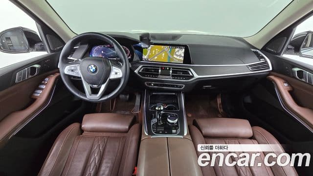 BMW X7 (G07) 4